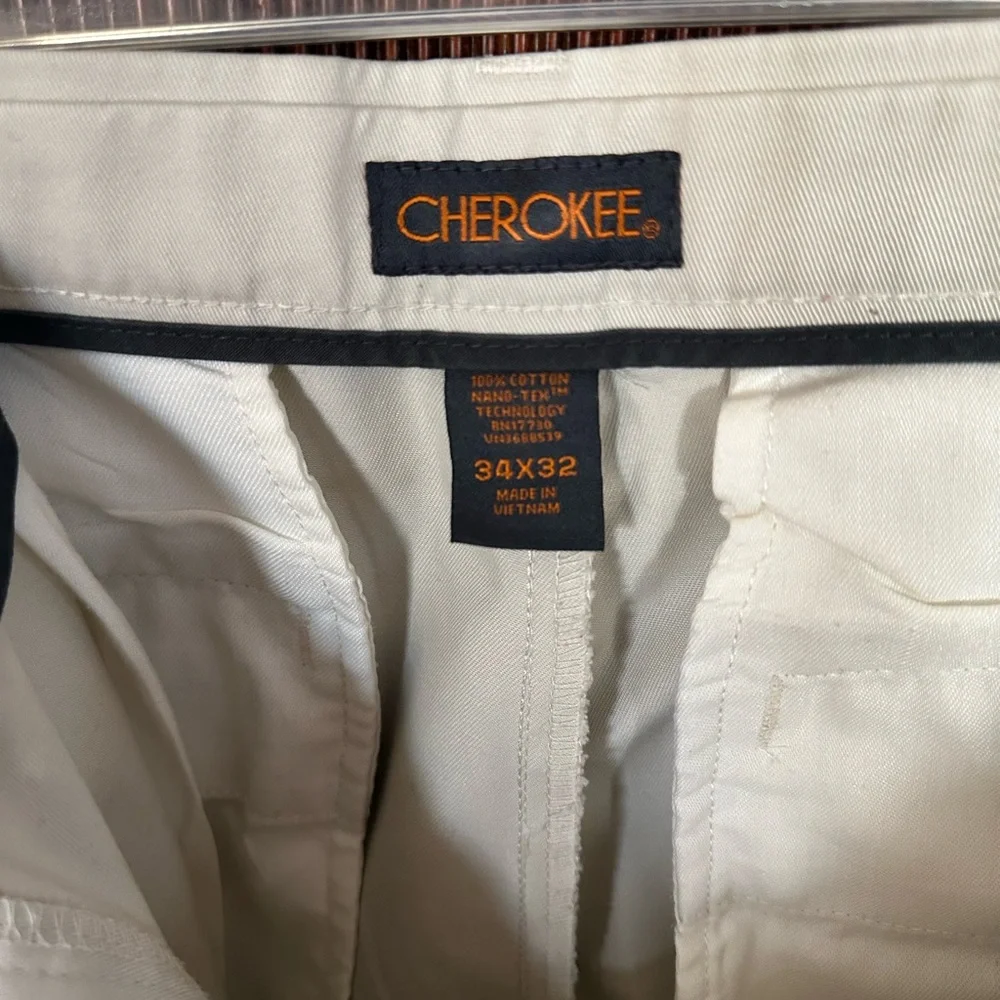 Men’s Cherokee Creme/Beige Pants - 34” waist x 32” length. - Picture 5 of 7